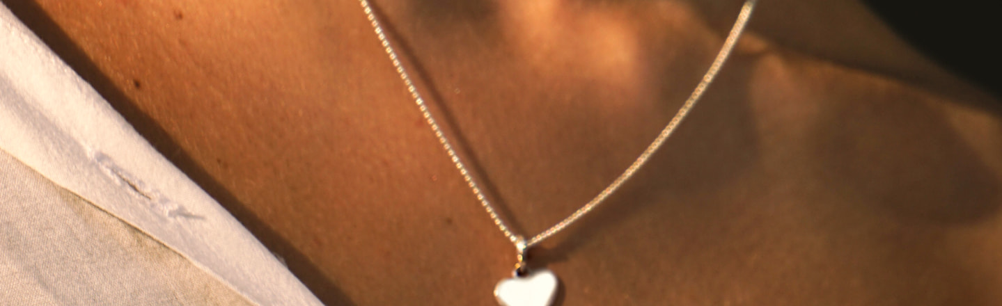 A Gift For Her That Shines Bright Image